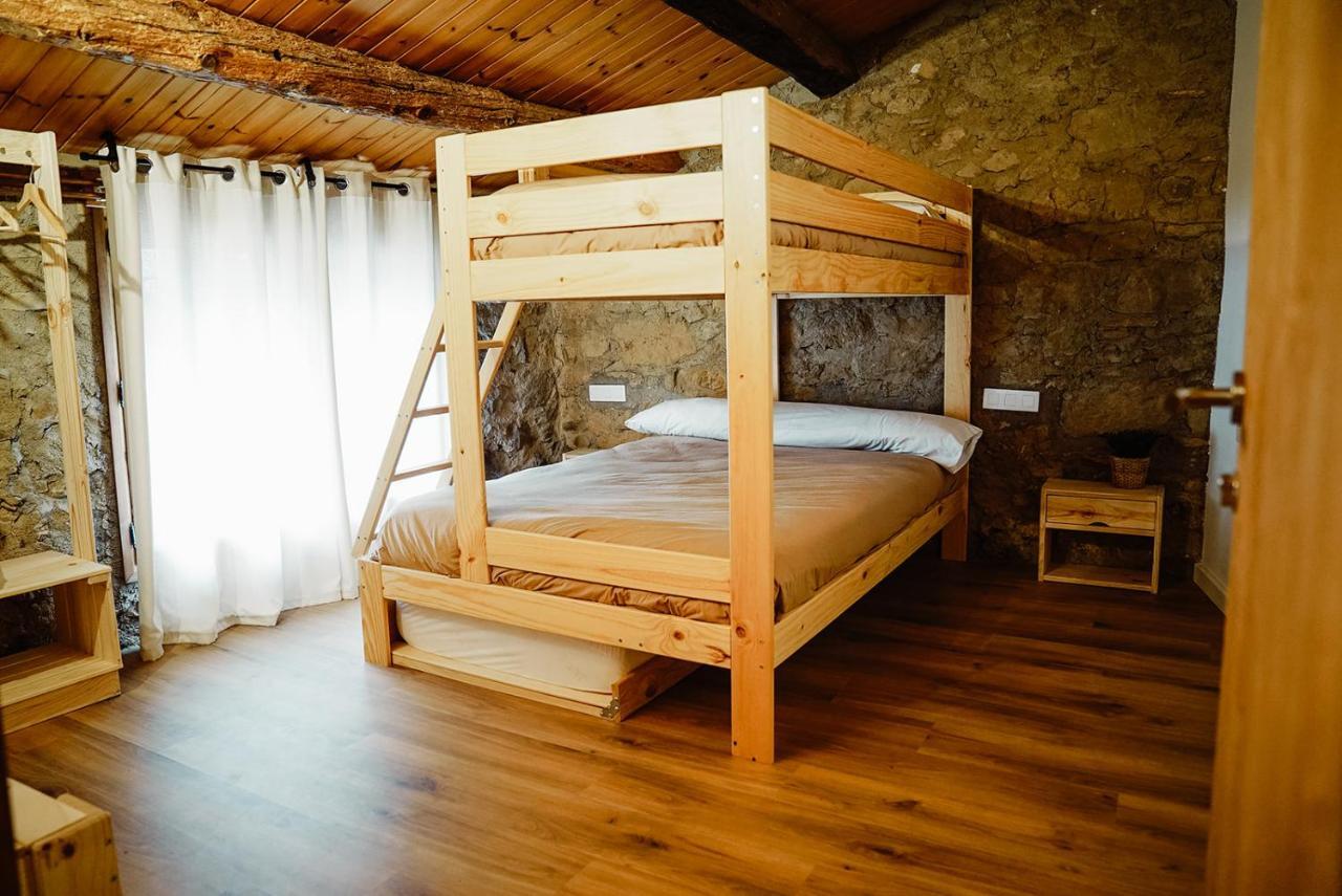 Cases Altes De Posada Naves  Exterior photo